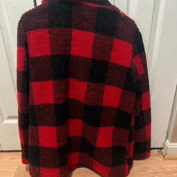 GUC ❤️ Buffalo Plaid Teddy/Sherpa French Connection Winter Jacket ❤️ Size L❤️ - Picture 3 of 3